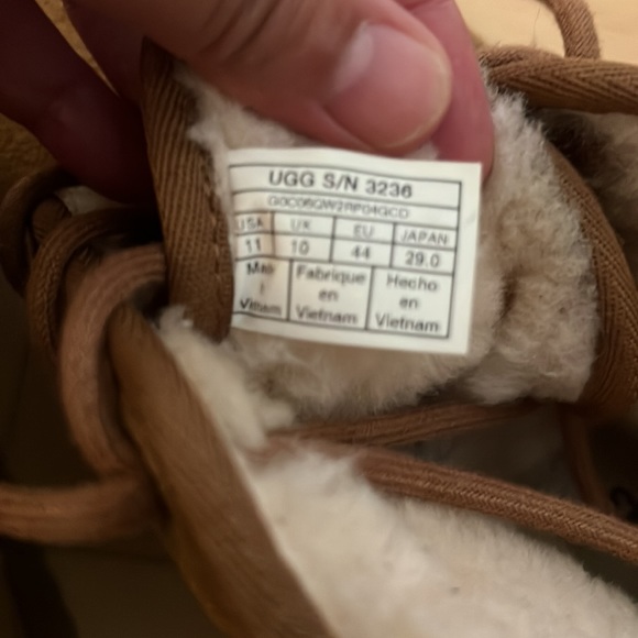 Mens Uggs ankle booties like new young adult wore like 5 times and outgrew. - Picture 4 of 8